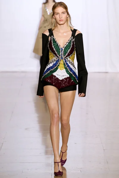 Look 24